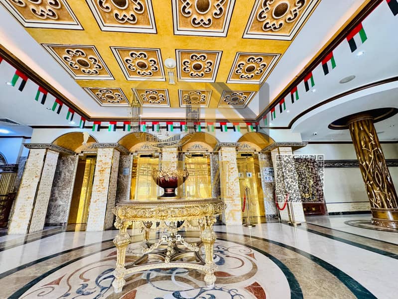 1-bedroom hall with 2 bathrooms, excellent location close to services, large kitchen, balcony, central AC, high-quality finishes, free gas