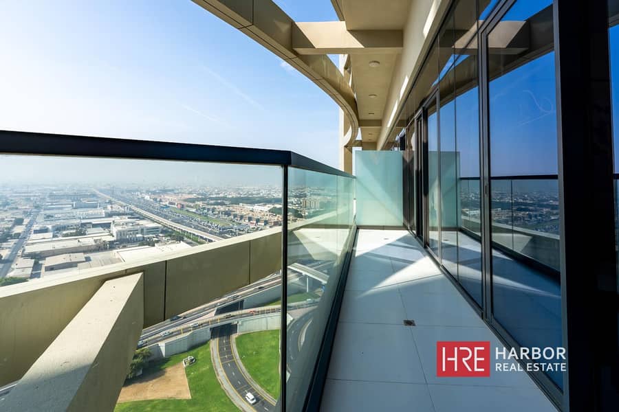 Fully Renovated I Premium Layout I Sea View Fully Renovated I Premium Layout I Sea View