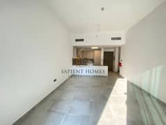 Vacant ! Smart Home ! Pool View ! Balcony ! White Goods