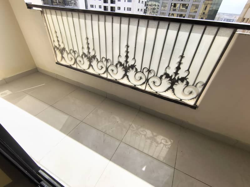 SPECIOUS BRIGHT 3 BEDROOM HALL WARDROBE BUILT-IN NEW MUWAILEH READY TO MOVE FOR FAMILY ONLY COVERED PARKING AVAILABLE ROAD SIDE BUILDING 75000