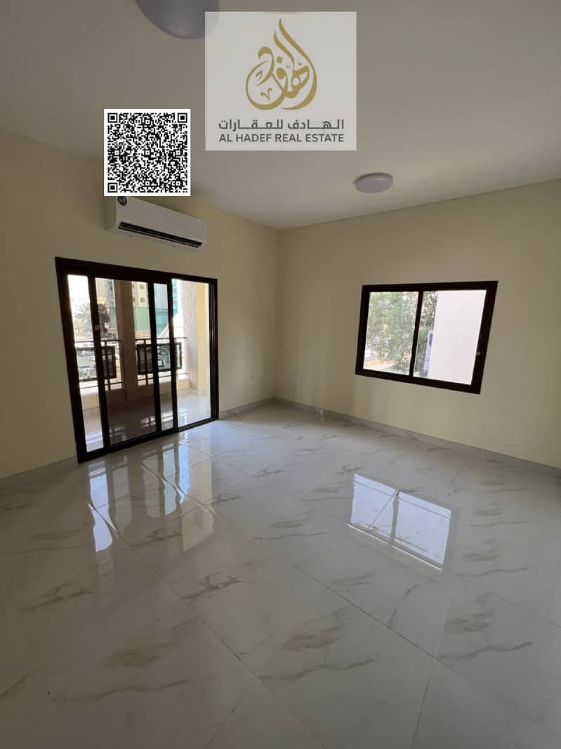 Two-bedroom apartment with a living room, annual rent at a very special price.