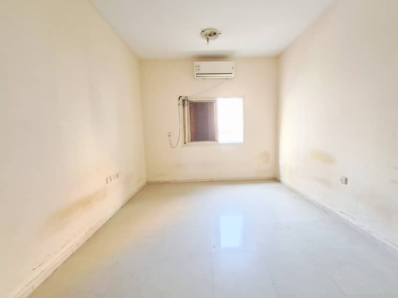 Very big luxury 1. bhk APARTMENT available in to Muwailah park