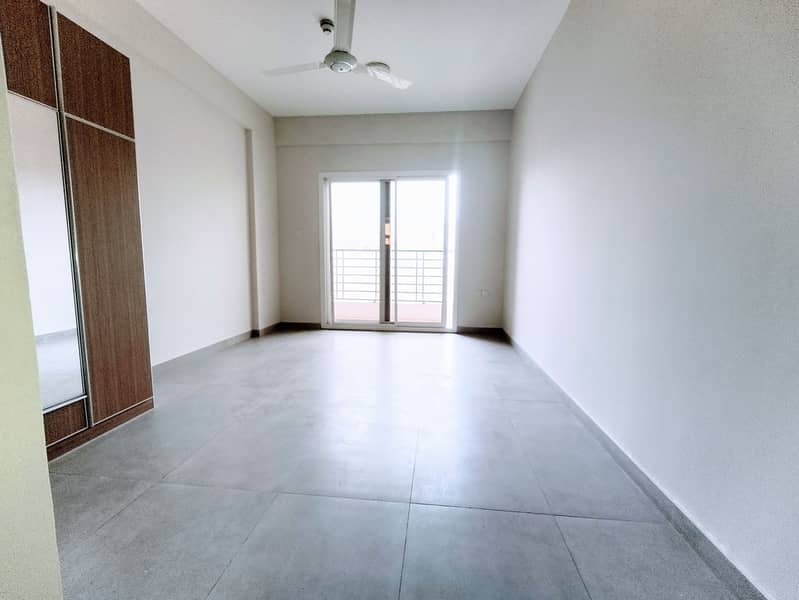 Spacious brand new 1BHK with master bedroom ,2 washrooms and big balcony close exit to dubai