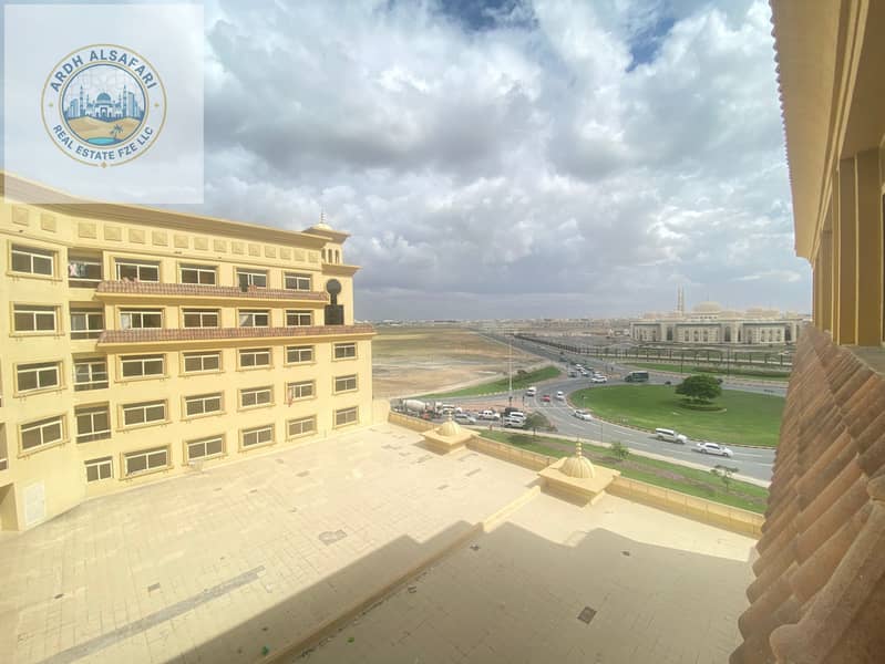 Bigger Size 1 BHK With 2 Washrooms And Balcony