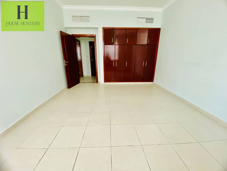 Spacious 2bhk | gym+pool | parking | balcony | cheque 6