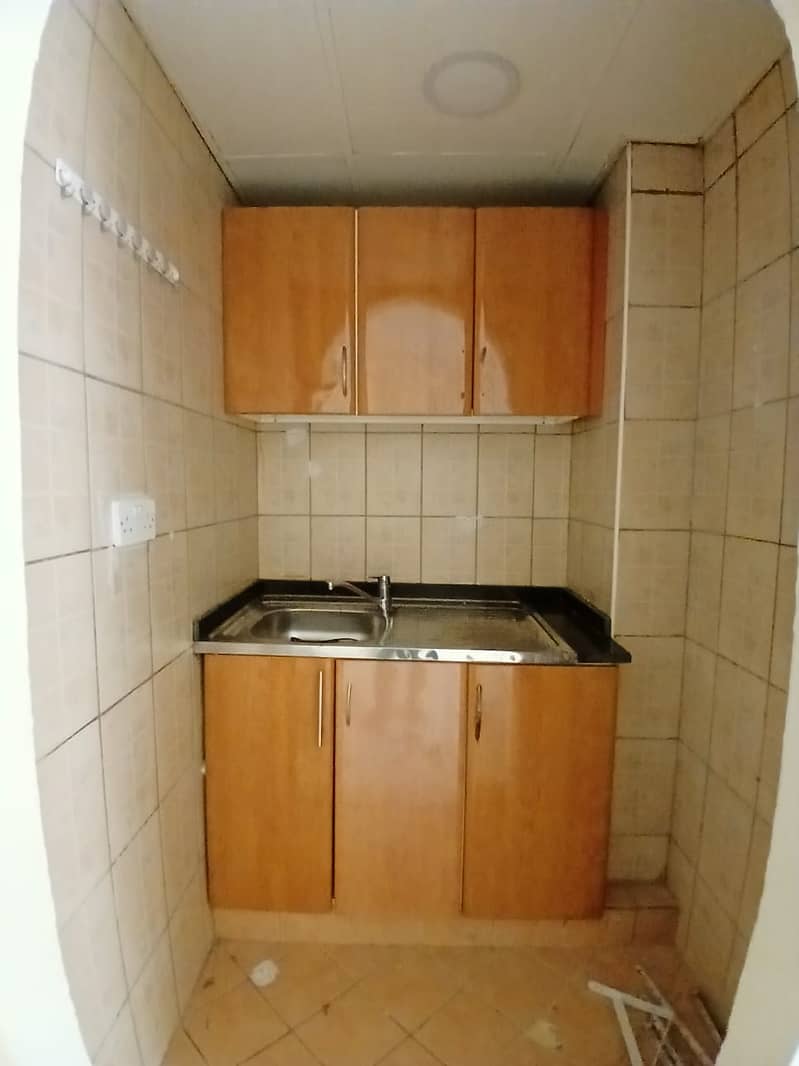 2 1000465235. jpg