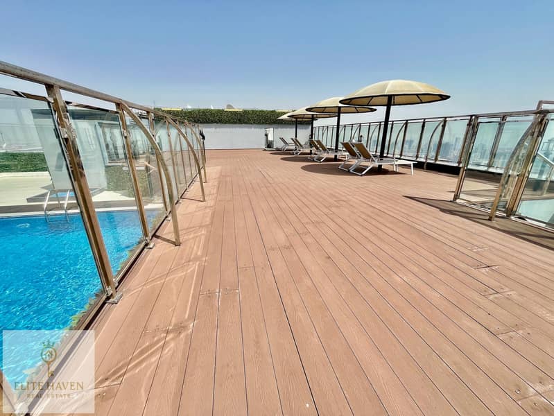 ** SEAFRONT LUXURIOUS-2BHK PRIME LOCATION WITH GYM POOL BALCONY COVERED PARKING **