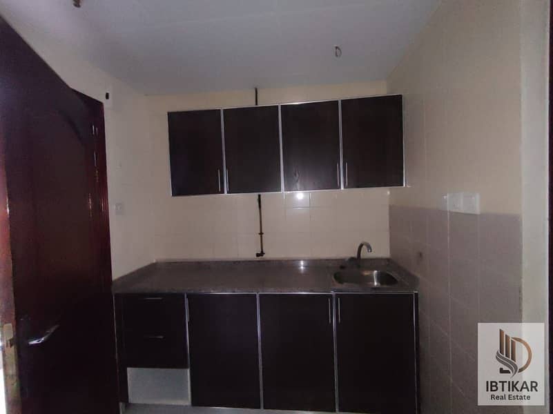 Hot Offer Spacious Studio Flat With built-in Split AC Central Gas In Just 15k