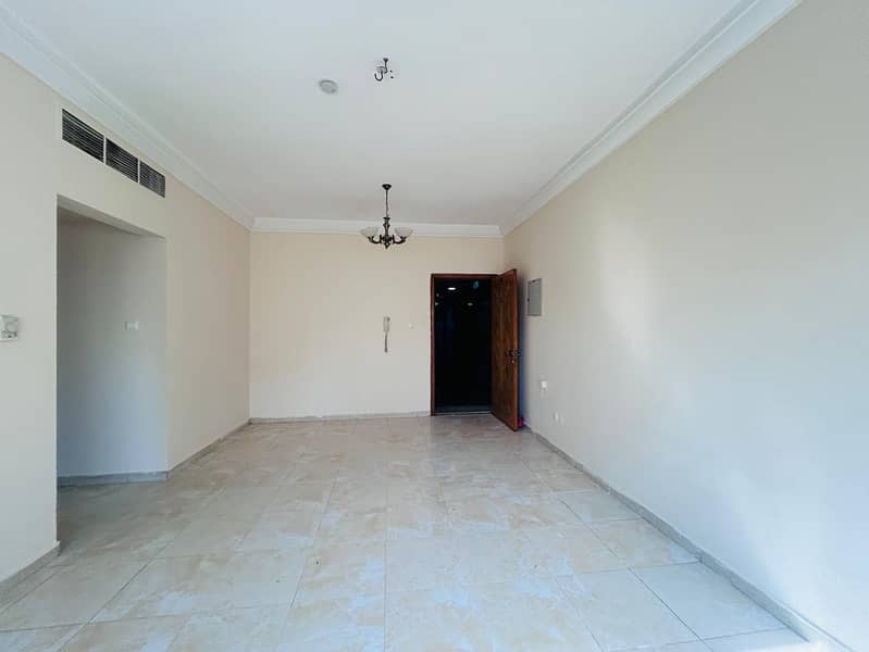 BIGGEST APARTMENT!!1BHK APARTMENT WITH BALCONY AND CENTRALISED AC AND CENTRALISED GAS JUST IN 33k