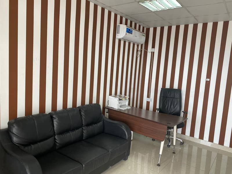 GREAT OFFER  in commercial  in Industrial 4– Sharjah   Sanaya-Shops  (No Commission) 2 MOUNTH FREE.