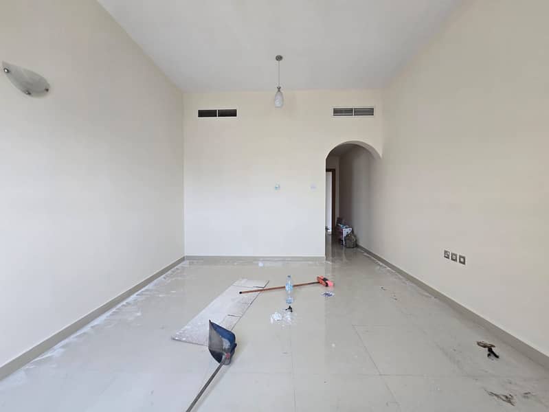 1BHK Rawda 2 AED 33k.