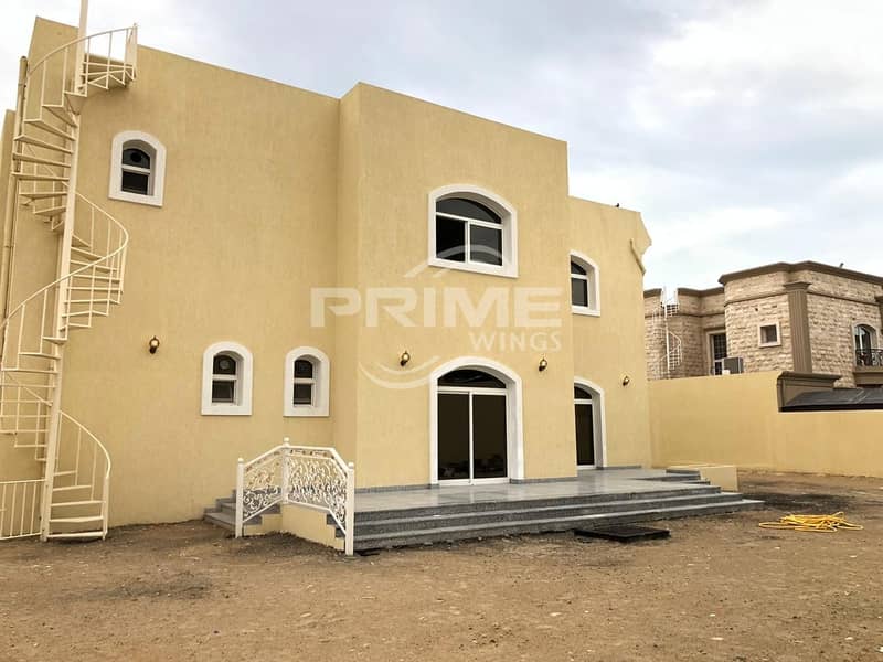 Massive 5Brmaids Villa in Al Barsha 2