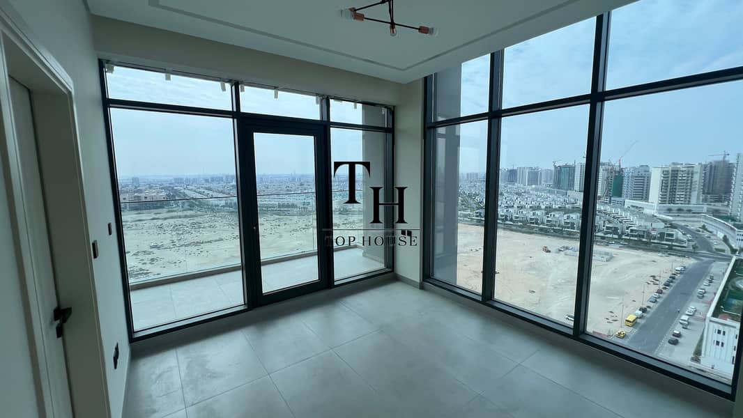 High Floor | Ready to move in | Next to Metro