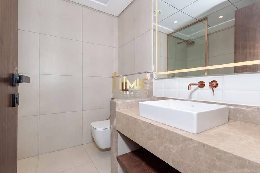 Vacant | Fully Fitted, Furnished | - Image 9