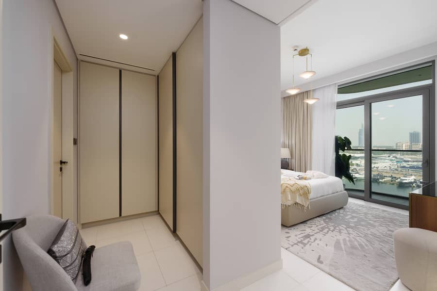 5 Bedroom 1-Wardrobe_. jpg