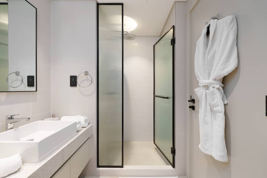 17 Bedroom 1-Bathroom 1. jpg