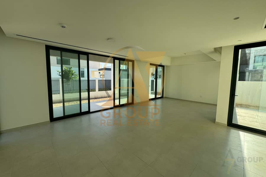 7.5M | Near Pool & Park | Exclusive Corner Unit | Prime Location 7.5M | Near Pool & Park | Exclusive Corner Unit | Prime Location