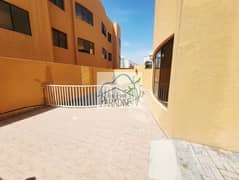 فیلا في أب تاون مردف،مردف 4 غرف 175000 درهم - 9874328