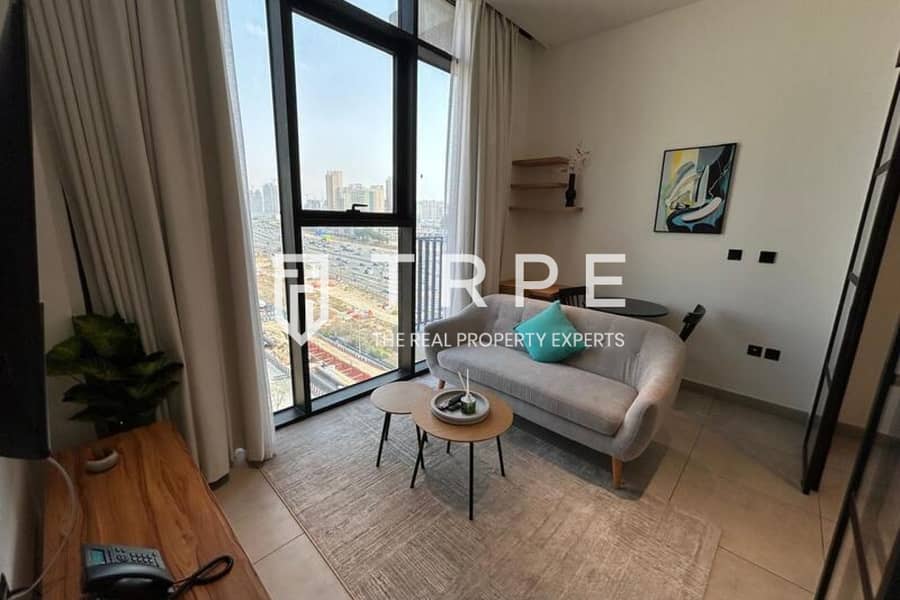 Skyline View | Furnished | Prime Location Skyline View | Furnished | Prime Location