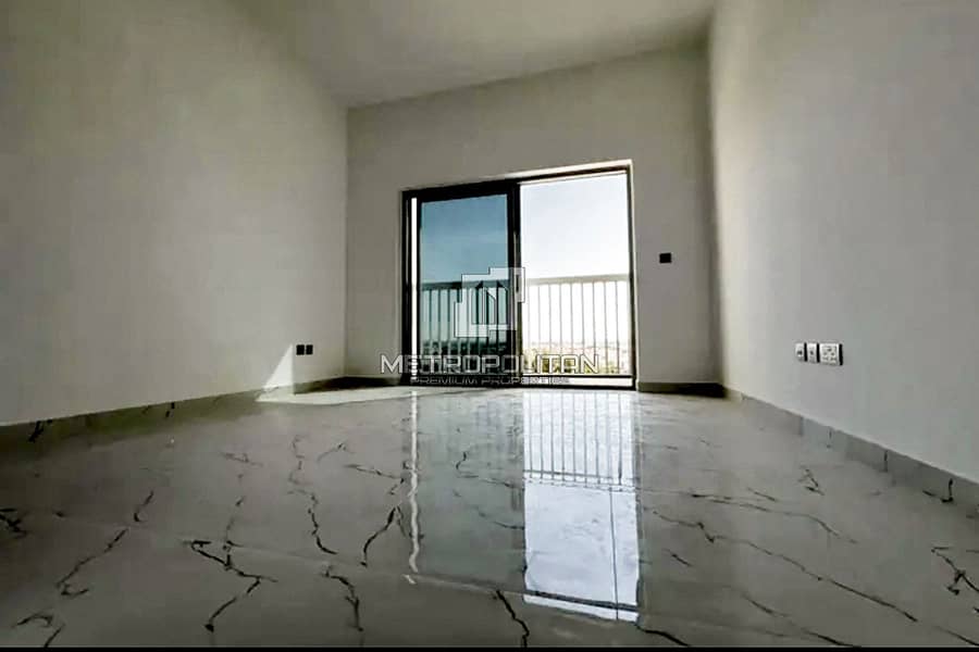 10% ROI | Biggest Layout | Rented 38k AED 10% ROI | Biggest Layout | Rented 38k AED