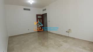 شقة في شارع حمدان 2 غرف 84000 درهم - 14639965