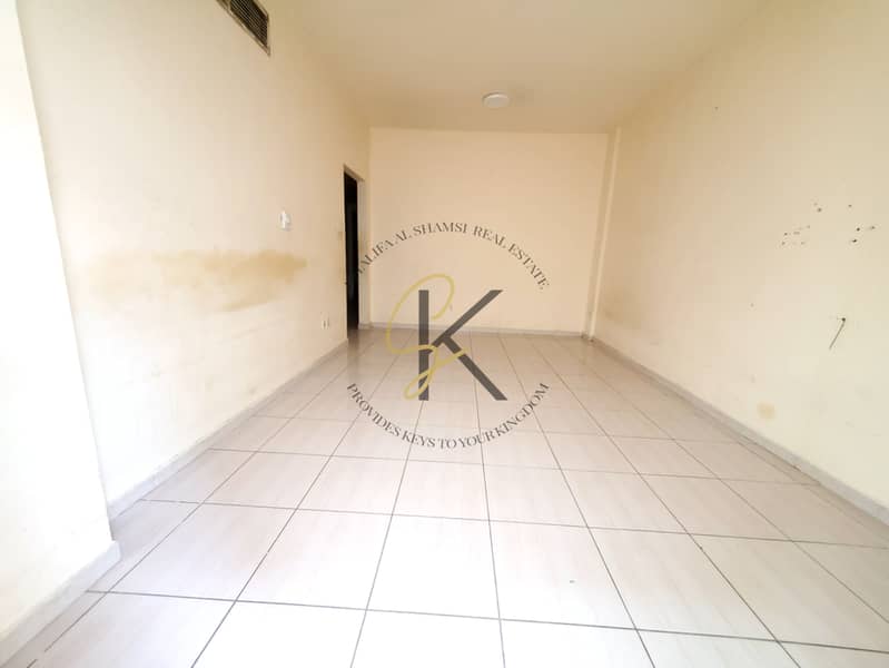 Ready To Move 2bhk||With Balcony||Easy Exit To Dubai||