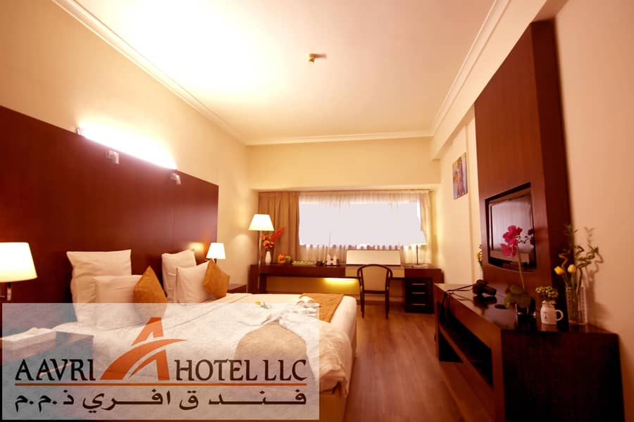 5 king bed 3. jpg