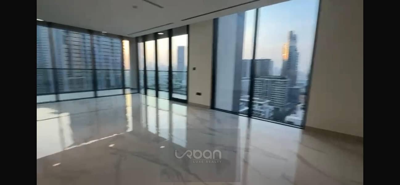 4BR Apartment | Ready to move | Downtown & Sea Views | Balcony Access