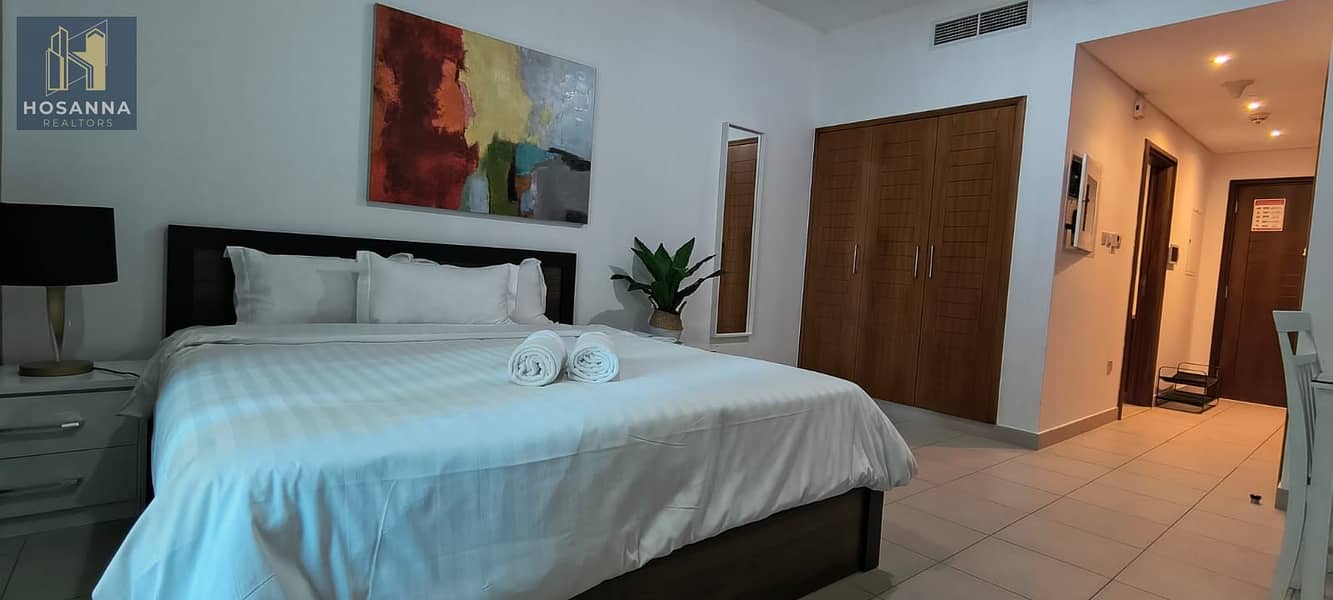 Spacious & Luxury Studio | Fully furnished I Near Dubai Mall | open View