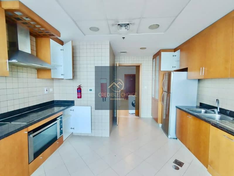 CHILLER FREE| MAIDS ROOM| KITCHEN APPLIANCES