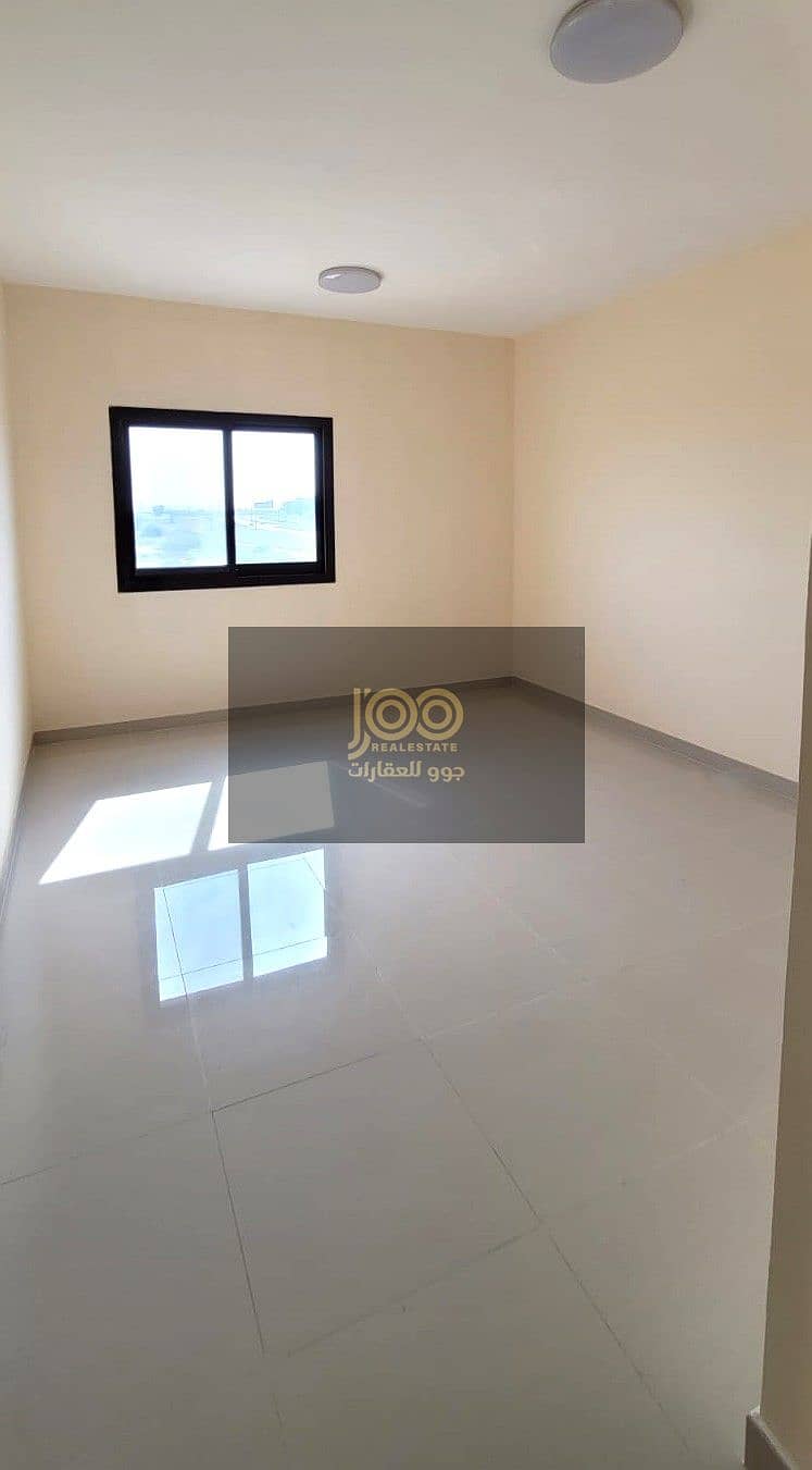 Close to the city entrance, first occupancy, suitable for families