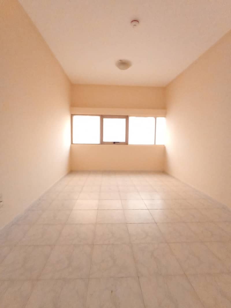 NICE AMZING 1 BHK Close Hall FOR FAMLIY With balcony