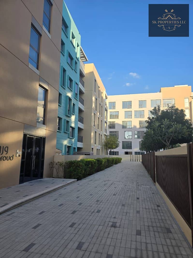 Gated Community | Ready to Move | Fully Furnished