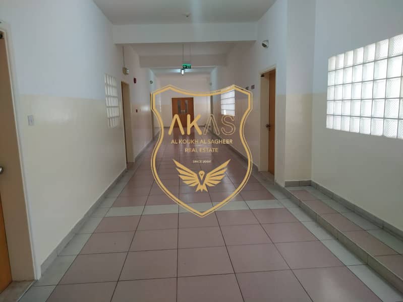 1BHK FOR FAMILY WITH 1 PARKING FREE FOR FAMILY WITH CLOSE KITCHEN