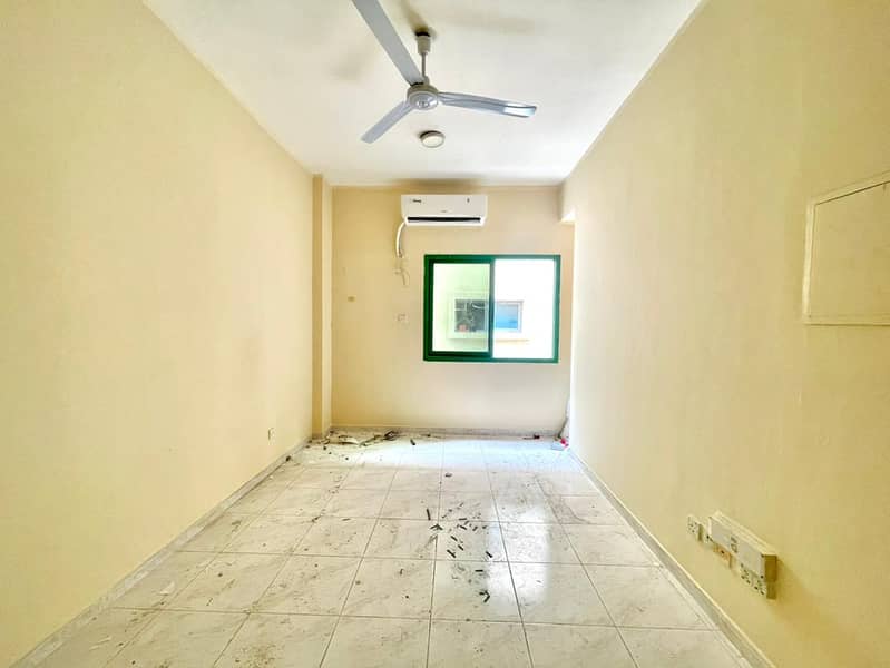 Lavish 1bhk with Balcony just rent 28k