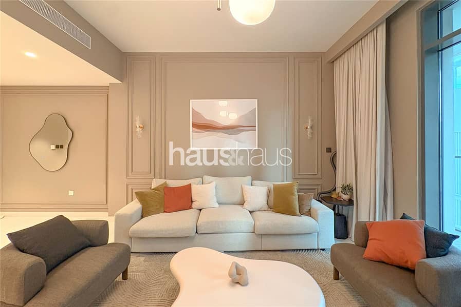 Upgraded | High-Quality Furniture | Chiller Free