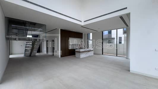 4 Camere Villa in Vendita a Nad Al Sheba, Dubai - WhatsApp Image 2026-03-16 at 2.14. 59 PM (1). jpeg 4 Camere Villa in Vendita a Nad Al Sheba, Dubai - WhatsApp Image 2026-03-16 at 2.14. 59 PM (1). jpeg