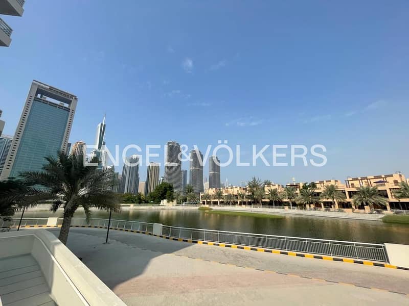 Corner Unit | Spacious | Prime Location Corner Unit | Spacious | Prime Location