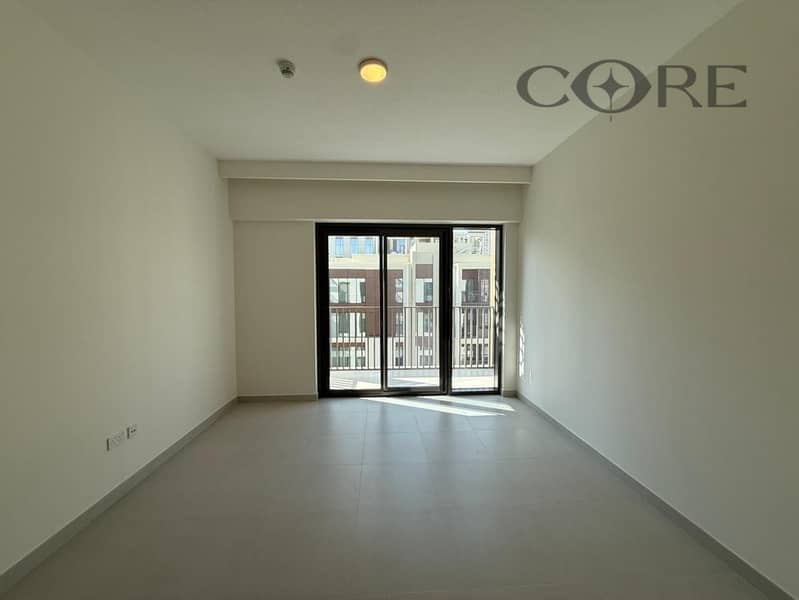 Brand New | Chiller Free | Vacant | Spacious