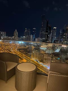 شقة استوديو فندقية مفروشة | الطابق العلوي | إطلالة على البرج ووسط المدينة