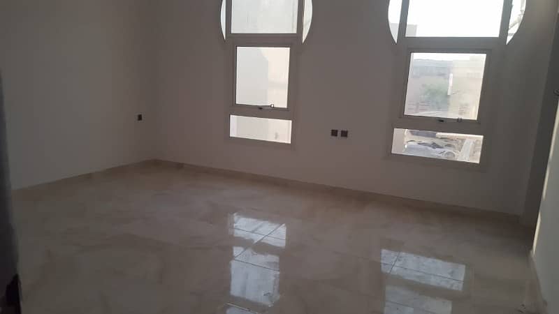 Beautiful new villa for rent in Al Warqa two floors five master rooms