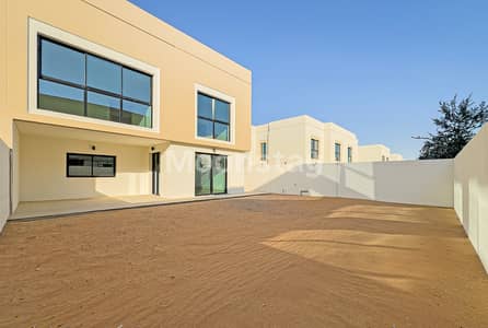 4 Bedroom Townhouse for Rent in Yas Island, Abu Dhabi - Perfect TH | Modern finishing | Double Row Corner 4 Bedroom Townhouse for Rent in Yas Island, Abu Dhabi - Perfect TH | Modern finishing | Double Row Corner