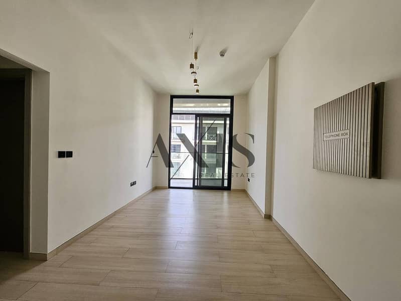 Spacious 2BR I Large Balcony I Community View Spacious 2BR I Large Balcony I Community View