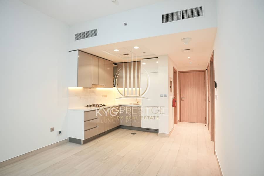 Chiller Free | 4 Cheques | 2 Bathrooms | Spacious 1BR