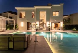 Newly Renovated 5 bedroom | Lake View