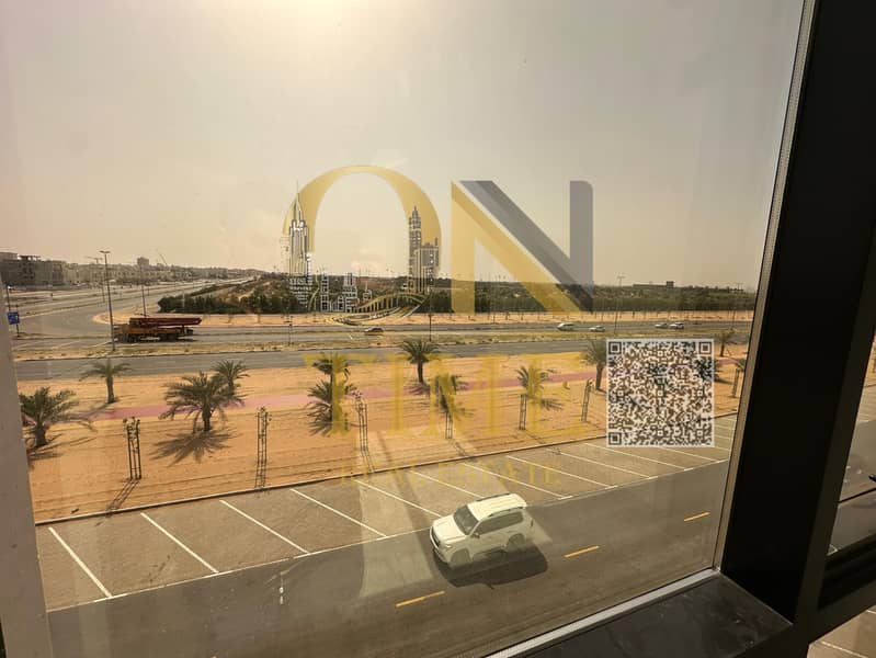 First occupancy / Excellent space / Great location