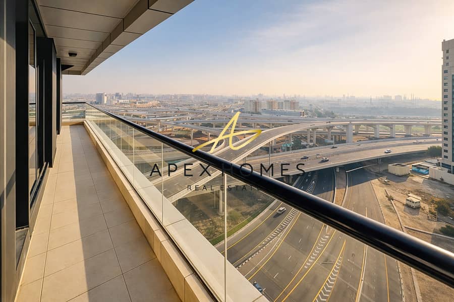 SPACIOUS 2BR | MID FLOOR | SKYLINE VIEW