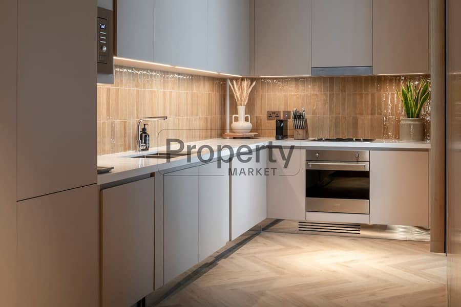 Ultra-Luxury | Fully Upgraded | Burj Khalifa View - Image 8