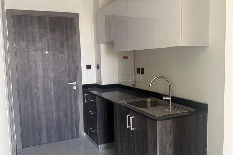 High-Yield Asset| Luxury Spec |Secure Green Haven - Image 9