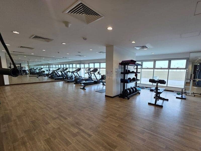 Bright Spacious Community | Apartment Flexible | - Image 12